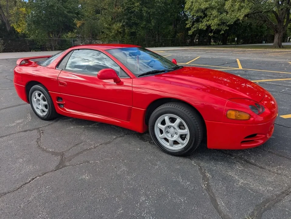 1995 Mitsubishi 3000GT Series 2 - Image 2 of 10