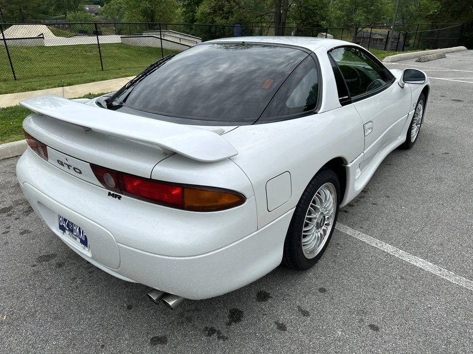 1995 Mitsubishi 3000GT Series 2 - Image 28 of 31