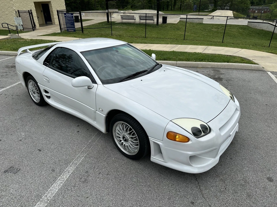 1995 Mitsubishi 3000GT Series 2 - Image 5 of 31