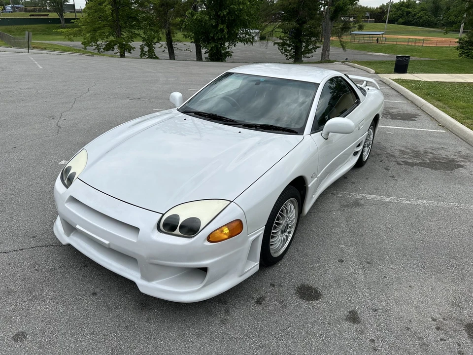 1995 Mitsubishi 3000GT Series 2 - Image 15 of 31
