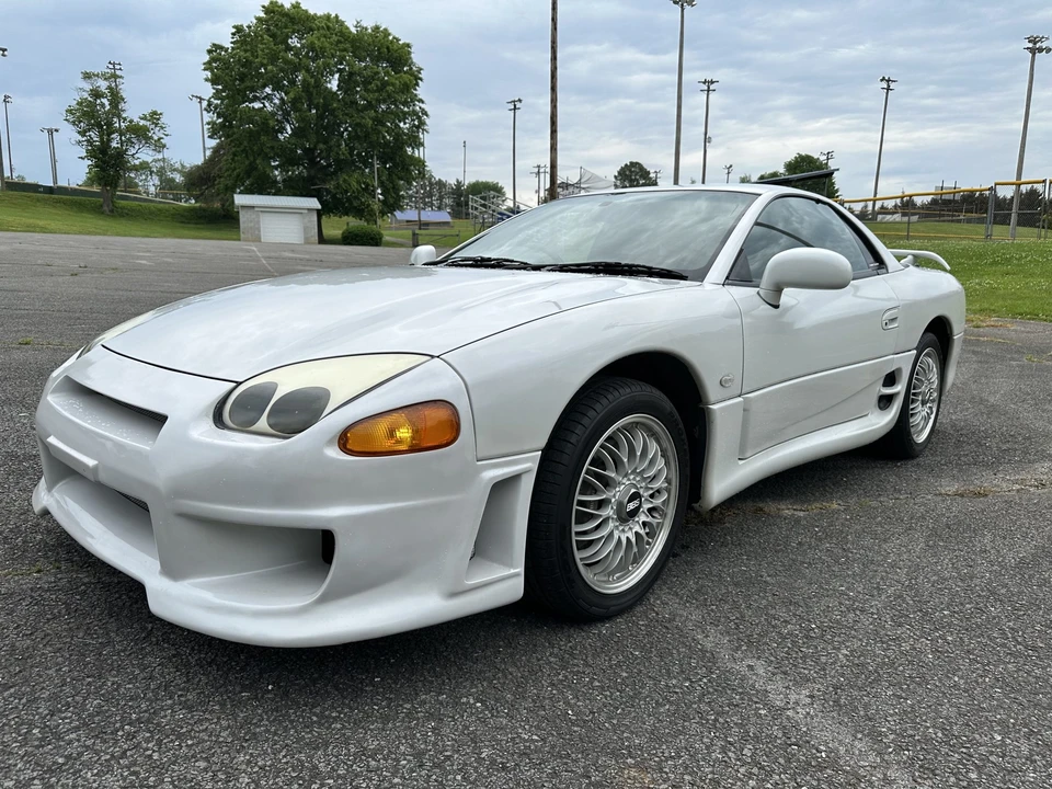 1995 Mitsubishi 3000GT Series 2 - Image 17 of 31