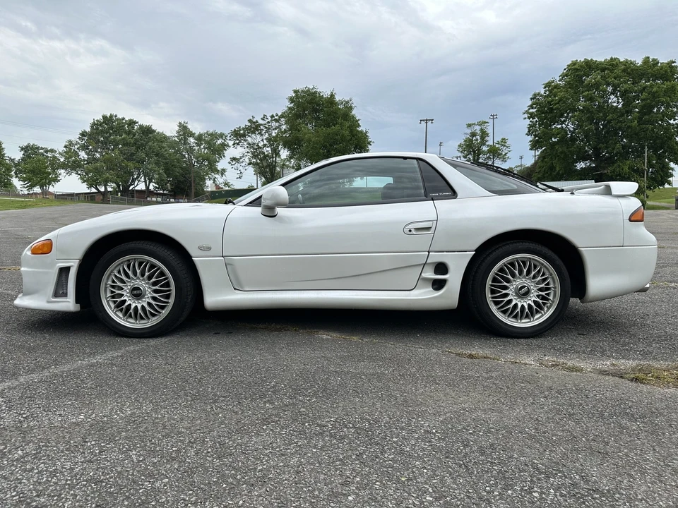 1995 Mitsubishi 3000GT Series 2 - Image 19 of 31