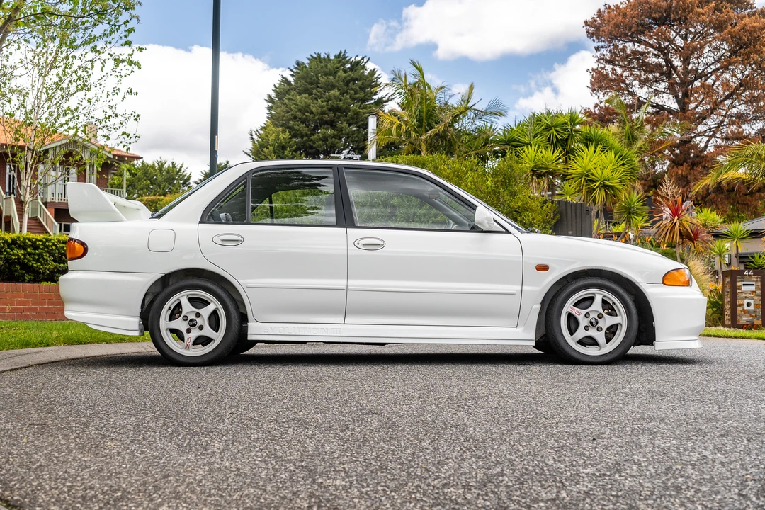 1995 Mitsubishi Lancer Evolution III 5th Gen - Image 8 of 31