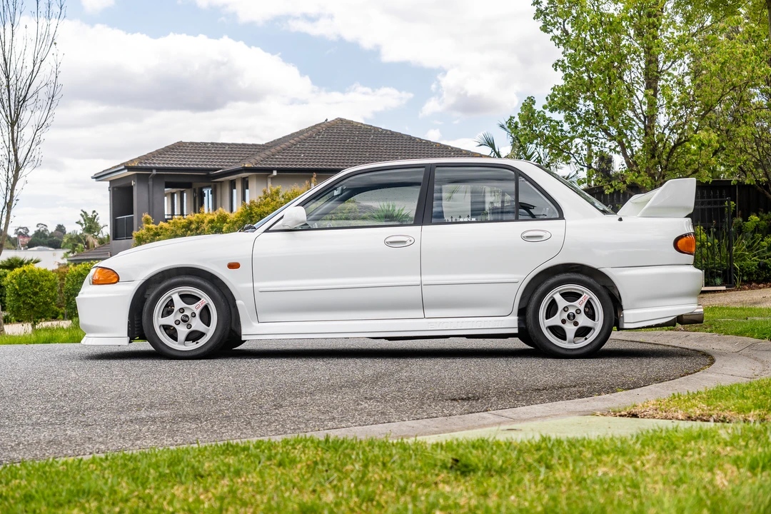 1995 Mitsubishi Lancer Evolution III 5th Gen - Image 4 of 31