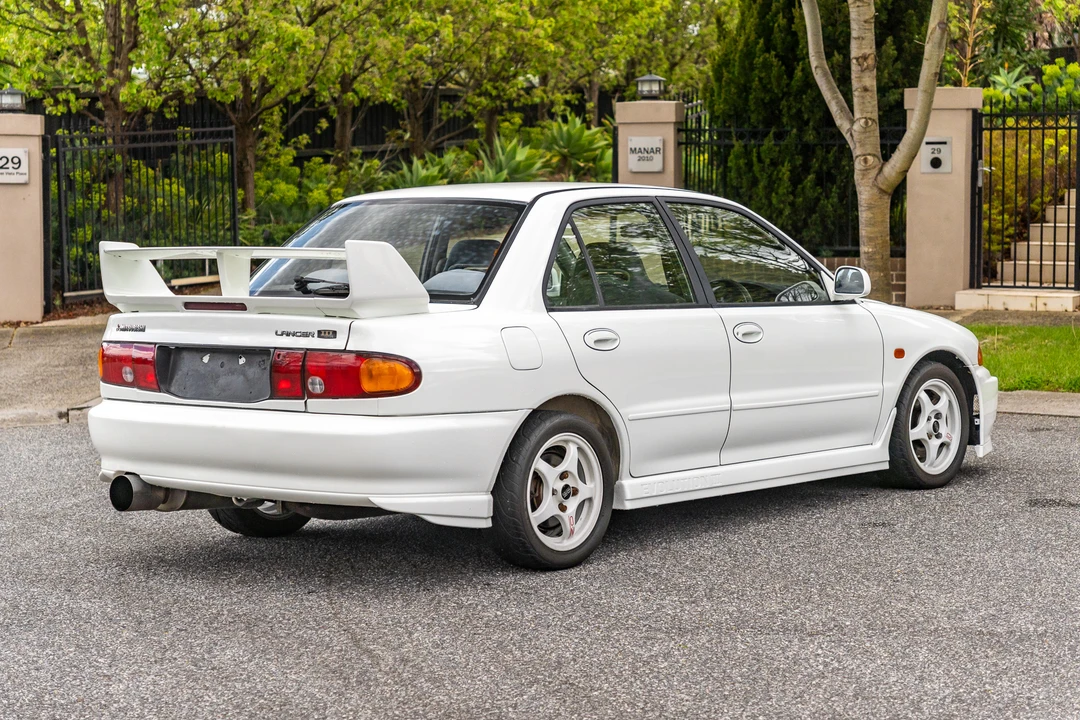 1995 Mitsubishi Lancer Evolution III 5th Gen - Image 21 of 31