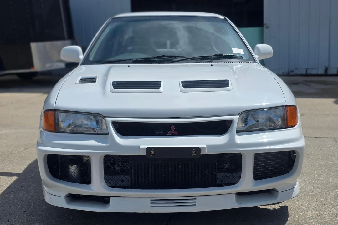 1995 Mitsubishi Lancer Evolution III 5th Gen - Image 2 of 31