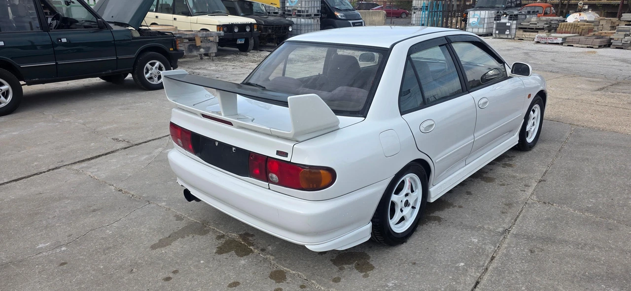 1995 Mitsubishi Lancer Evolution III 5th Gen - Image 14 of 31