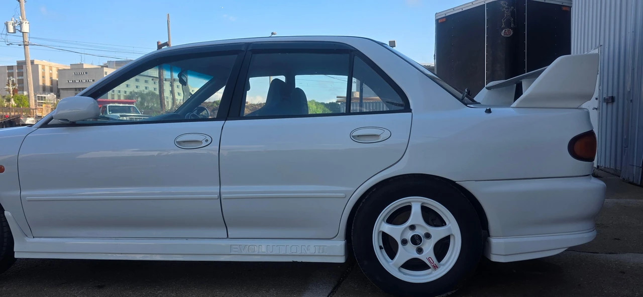 1995 Mitsubishi Lancer Evolution III 5th Gen - Image 23 of 31