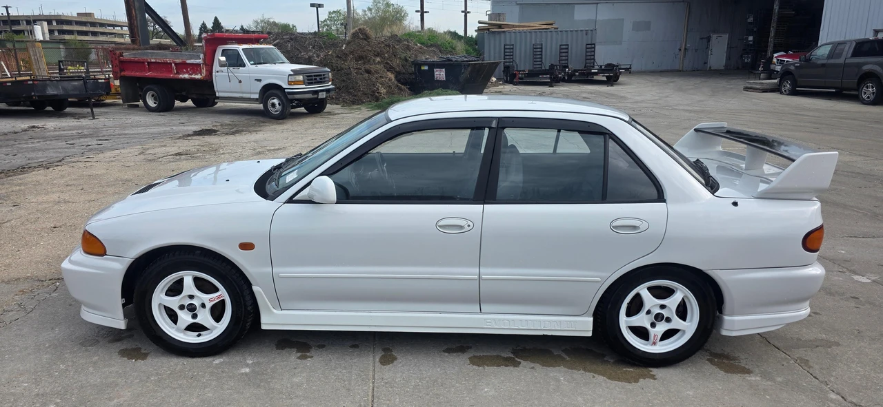 1995 Mitsubishi Lancer Evolution III 5th Gen - Image 9 of 31