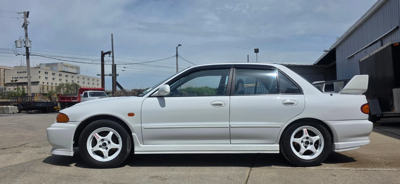 1995 Mitsubishi Lancer Evolution III 5th Gen - Image 8 of 31