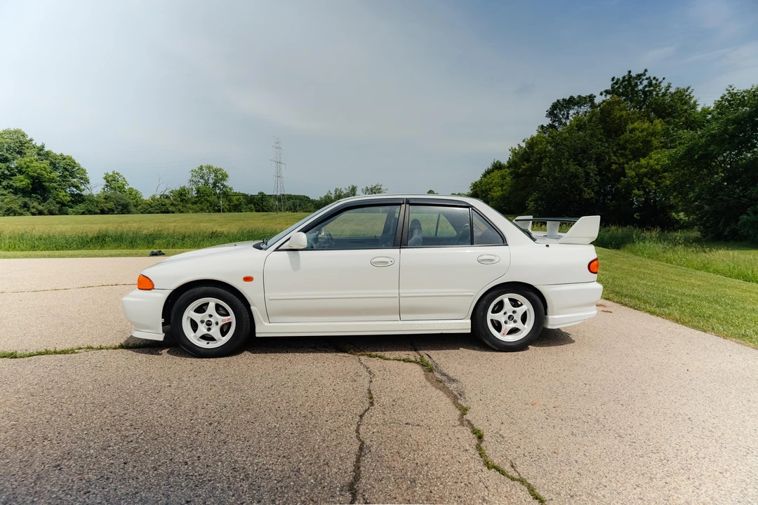 1995 Mitsubishi Lancer Evolution III 5th Gen - Image 7 of 31