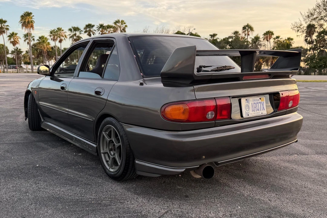 1995 Mitsubishi Lancer Evolution III 5th Gen - Image 4 of 31