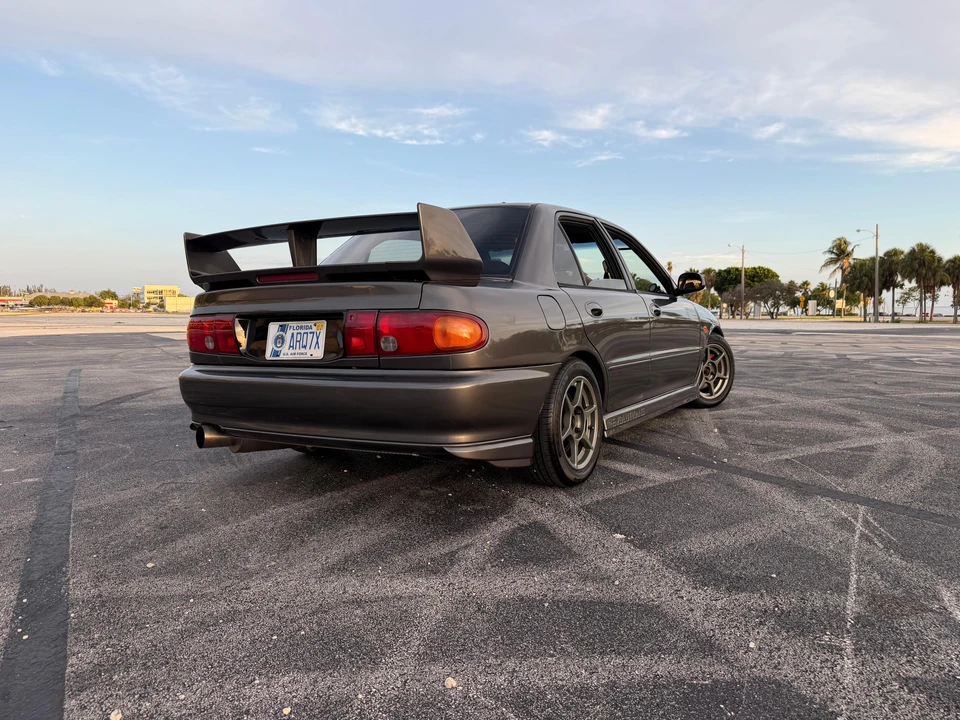 1995 Mitsubishi Lancer Evolution III 5th Gen - Image 20 of 31