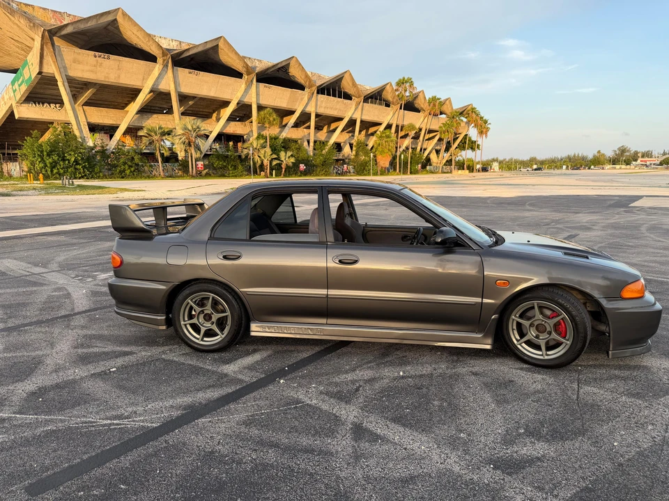 1995 Mitsubishi Lancer Evolution III 5th Gen - Image 25 of 31