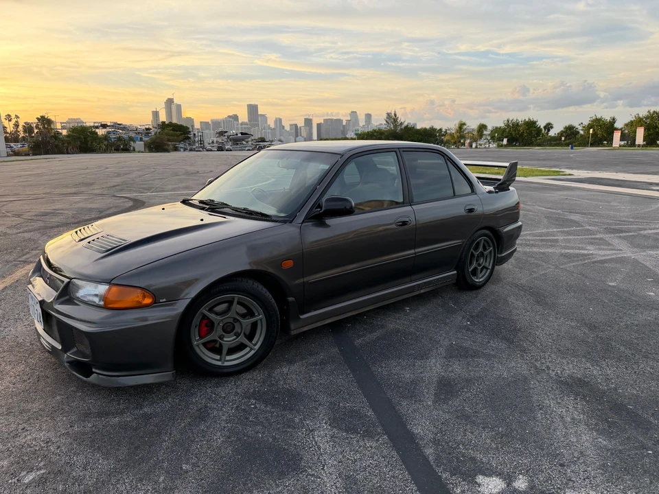 1995 Mitsubishi Lancer Evolution III 5th Gen - Image 11 of 31