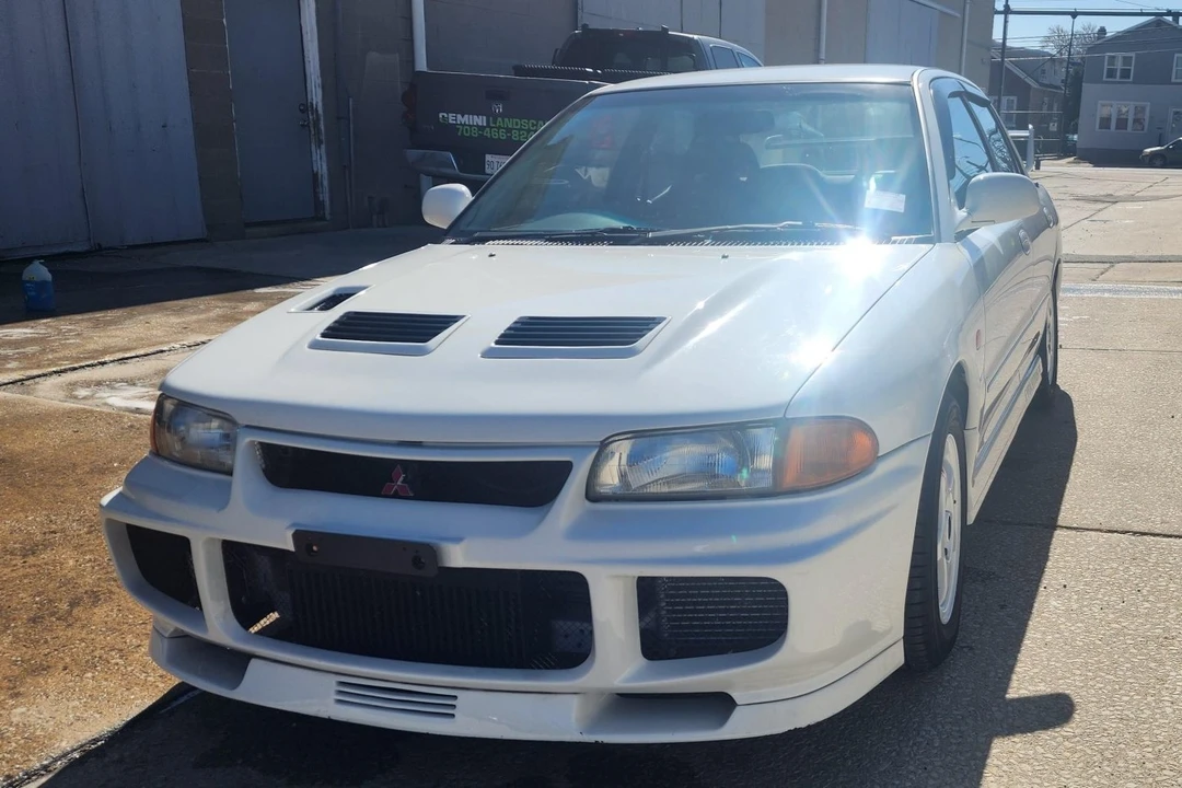1995 Mitsubishi Lancer Evolution III 5th Gen - Image 3 of 31