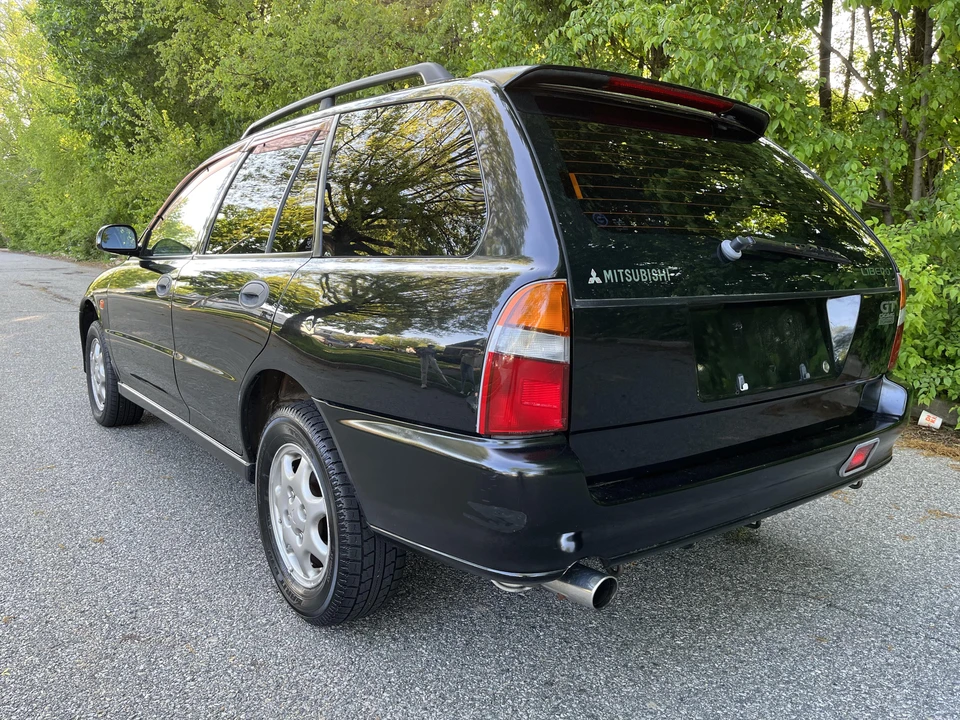 1995 Mitsubishi Libero 1st Gen - Image 9 of 16