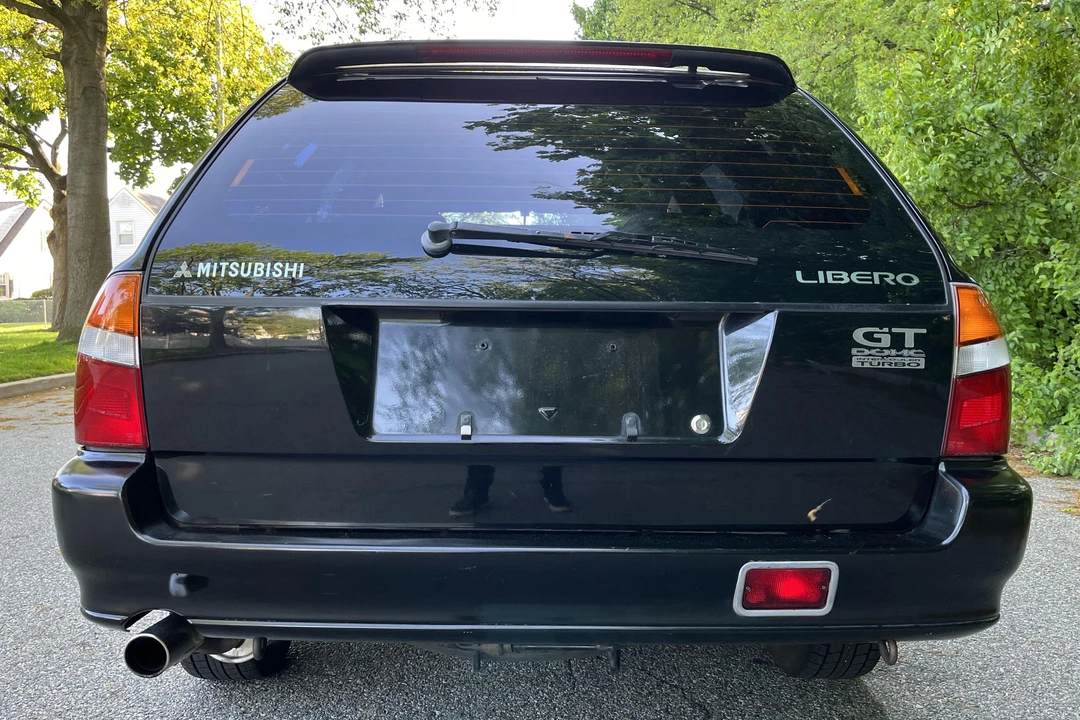 1995 Mitsubishi Libero 1st Gen - Image 5 of 16