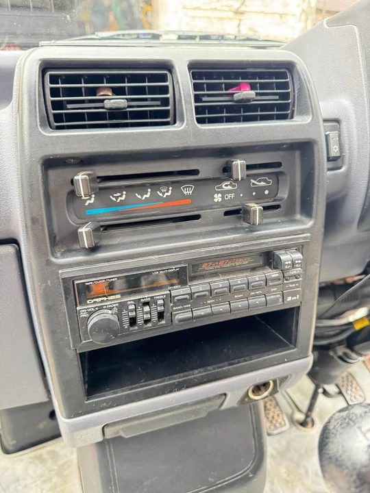 1995 Mitsubishi Minicab 5th Gen - Image 4 of 9