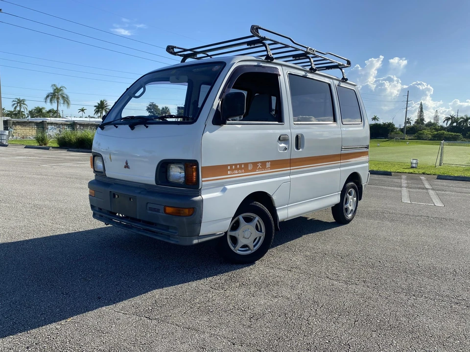 1995 Mitsubishi Minicab 5th Gen - Image 3 of 31