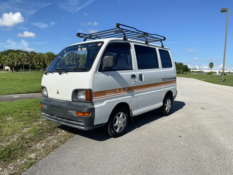 1995 Mitsubishi Minicab 5th Gen - Image 2 of 31