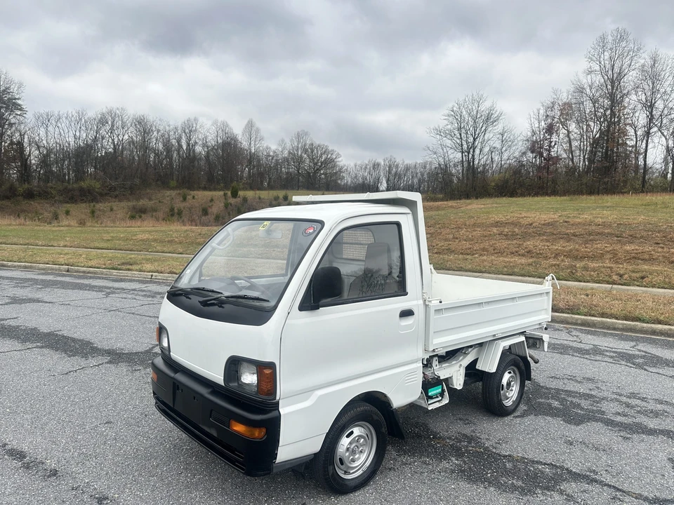 1995 Mitsubishi Minicab 4th Gen - Image 11 of 31