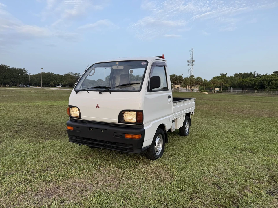 1995 Mitsubishi Minicab 5th Gen - Image 4 of 31