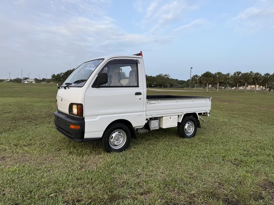 1995 Mitsubishi Minicab 5th Gen - Image 9 of 31