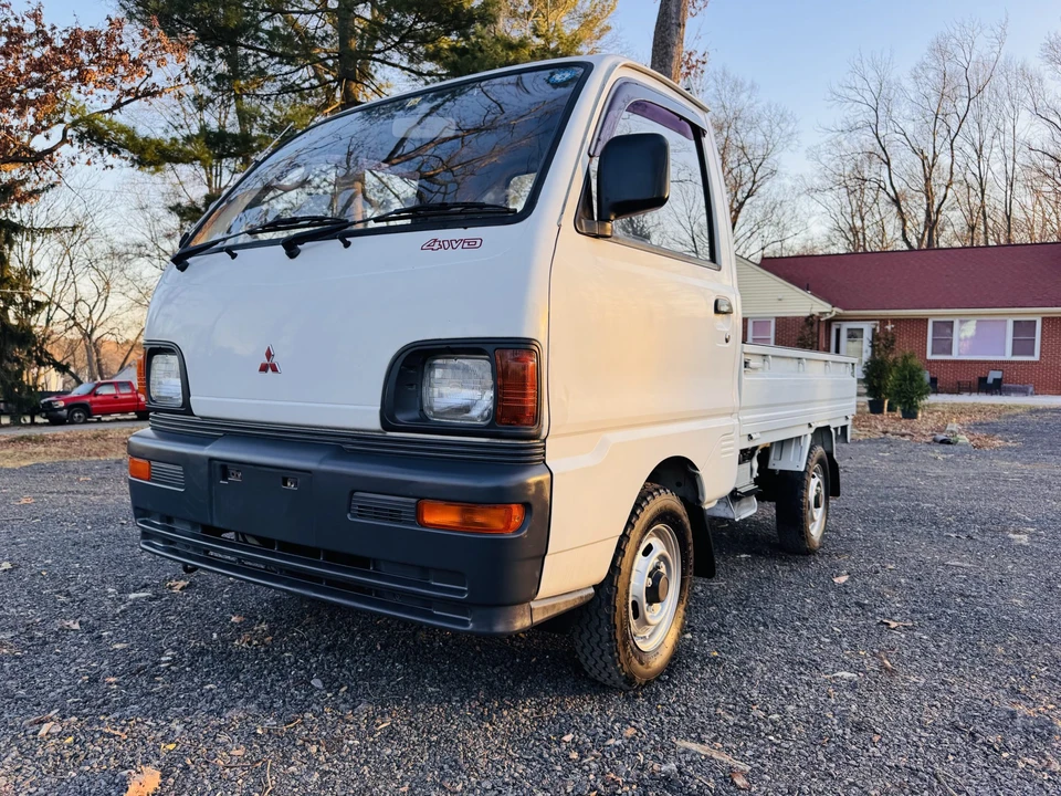 1995 Mitsubishi Minicab 5th Gen - Image 2 of 31