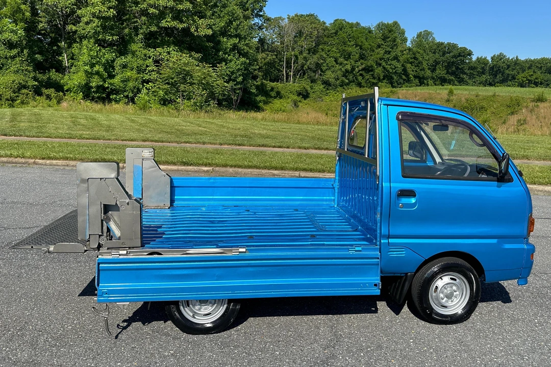 1995 Mitsubishi Minicab 6th Gen - Image 3 of 31