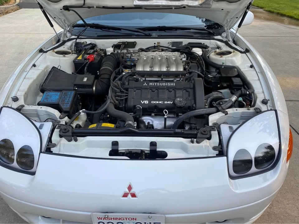 1995 Mitsubishi 3000GT Series 2 - Image 5 of 10
