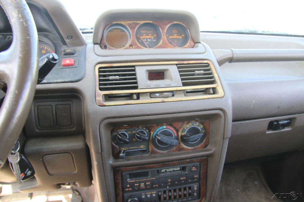 1995 Mitsubishi Pajero/Montero 2nd Gen - Image 18 of 21