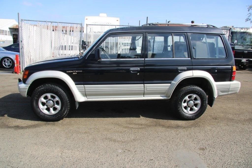 1995 Mitsubishi Pajero/Montero 2nd Gen - Image 3 of 21
