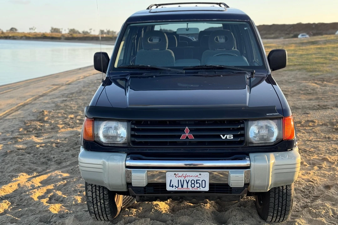 1995 Mitsubishi Pajero/Montero 2nd Gen - Image 2 of 31