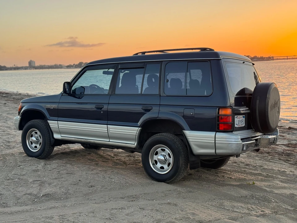 1995 Mitsubishi Pajero/Montero 2nd Gen - Image 12 of 31