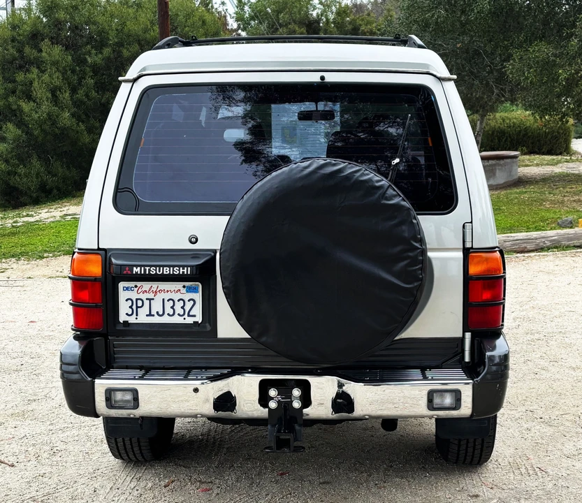 1995 Mitsubishi Pajero/Montero 2nd Gen - Image 9 of 31