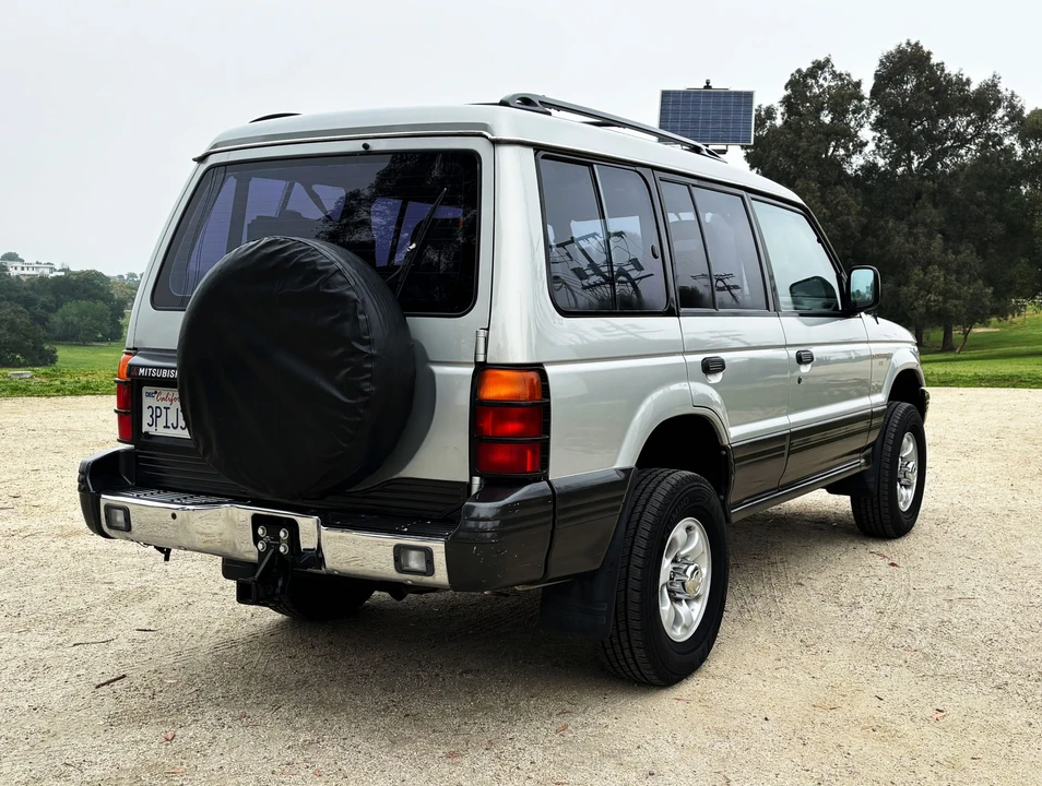 1995 Mitsubishi Pajero/Montero 2nd Gen - Image 12 of 31