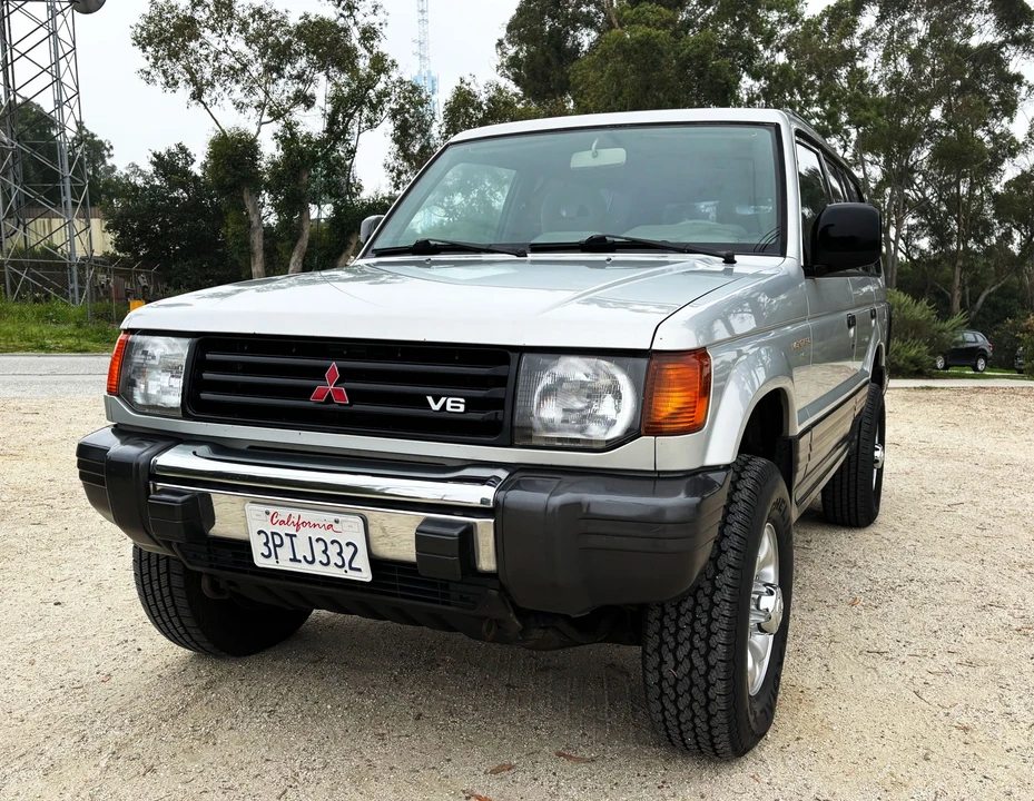 1995 Mitsubishi Pajero/Montero 2nd Gen - Image 3 of 31