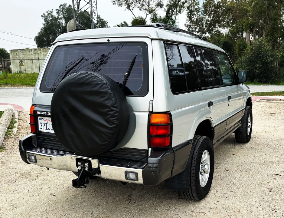 1995 Mitsubishi Pajero/Montero 2nd Gen - Image 11 of 31