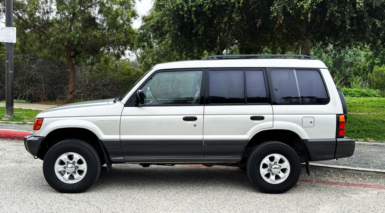 1995 Mitsubishi Pajero/Montero 2nd Gen - Image 6 of 31