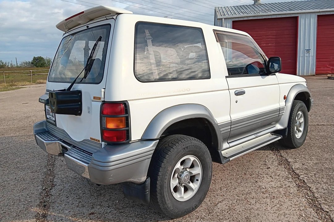 1995 Mitsubishi Pajero/Montero 2nd Gen - Image 4 of 31