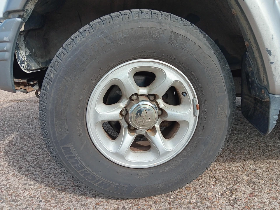 1995 Mitsubishi Pajero/Montero 2nd Gen - Image 28 of 31