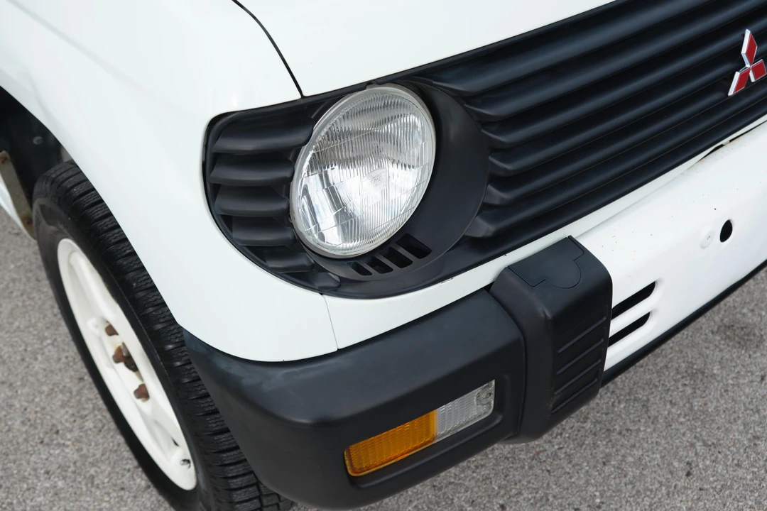 1995 Mitsubishi Pajero/Montero - Image 15 of 31