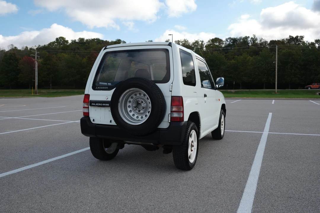 1995 Mitsubishi Pajero/Montero - Image 8 of 31