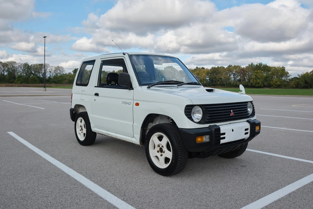 1995 Mitsubishi Pajero/Montero - Image 12 of 31