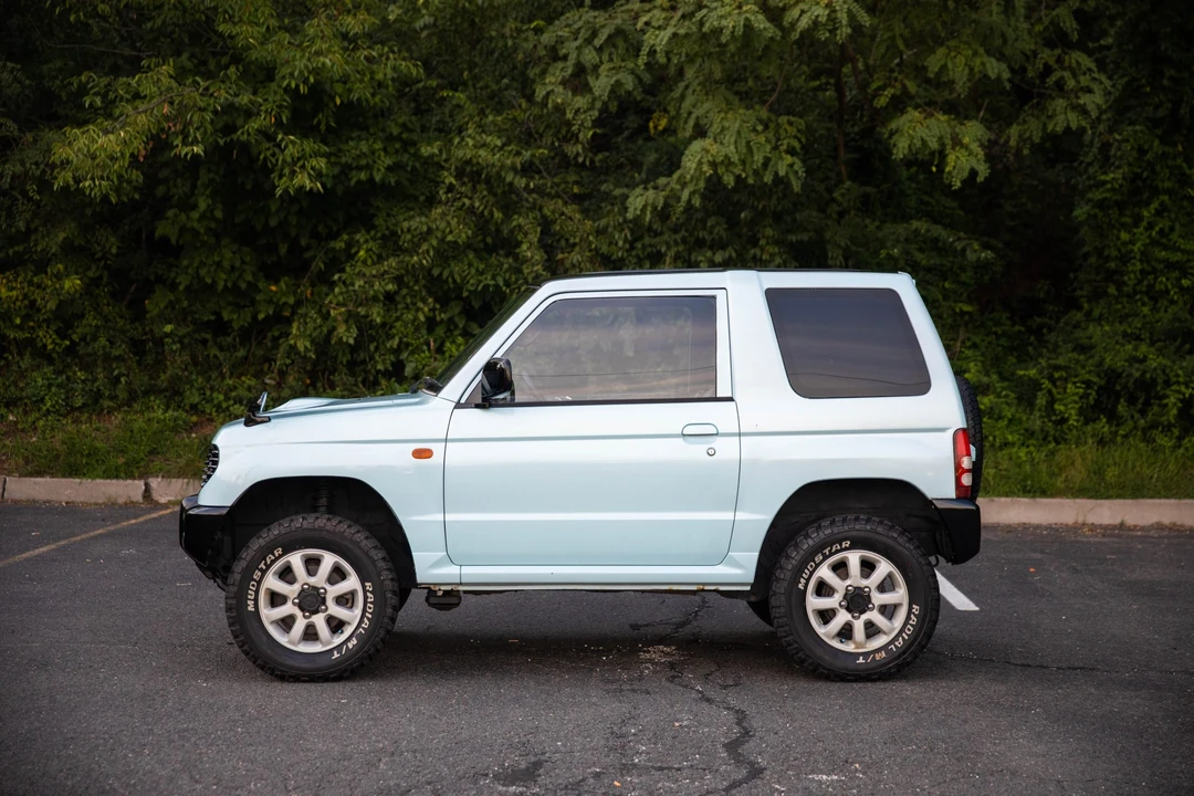 1995 Mitsubishi Pajero/Montero - Image 3 of 31