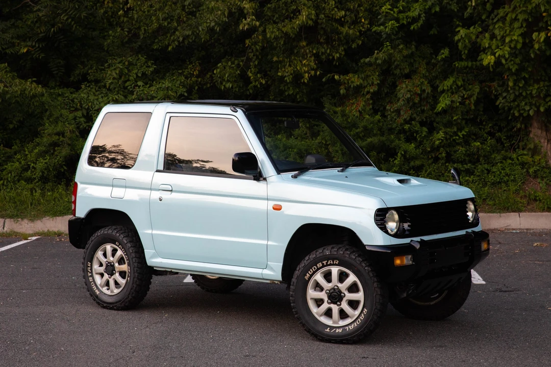 1995 Mitsubishi Pajero/Montero - Image 11 of 31