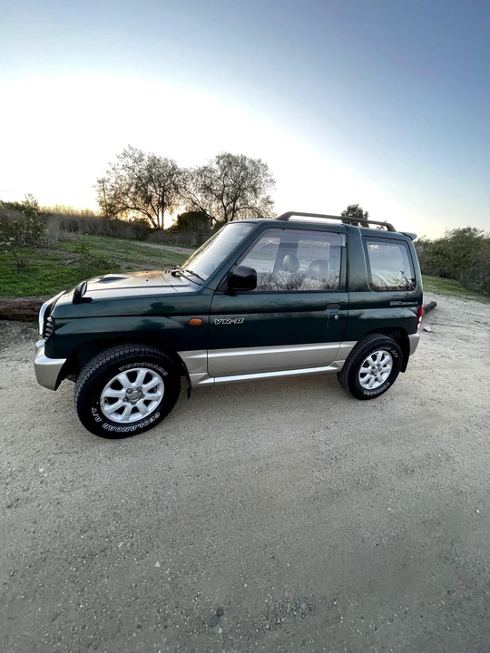 1995 Mitsubishi Pajero/Montero - Image 14 of 31