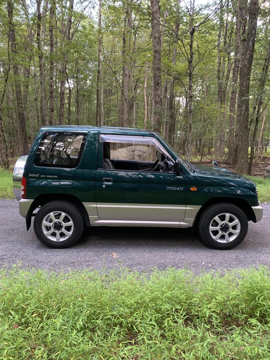 1995 Mitsubishi Pajero/Montero - Image 10 of 31