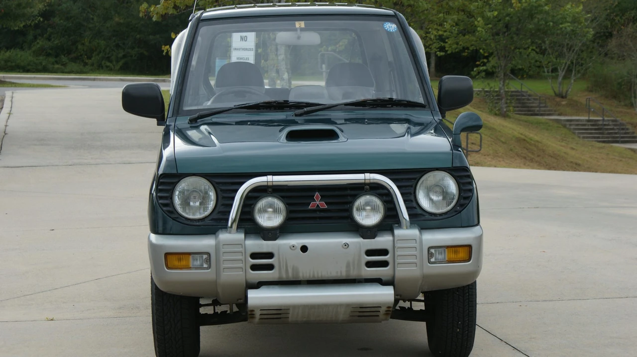 1995 Mitsubishi Pajero/Montero - Image 8 of 31